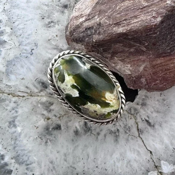 Sterling Southwestern Style Chrome Chalcedony Decorated Ring Size 6.75 For Women
